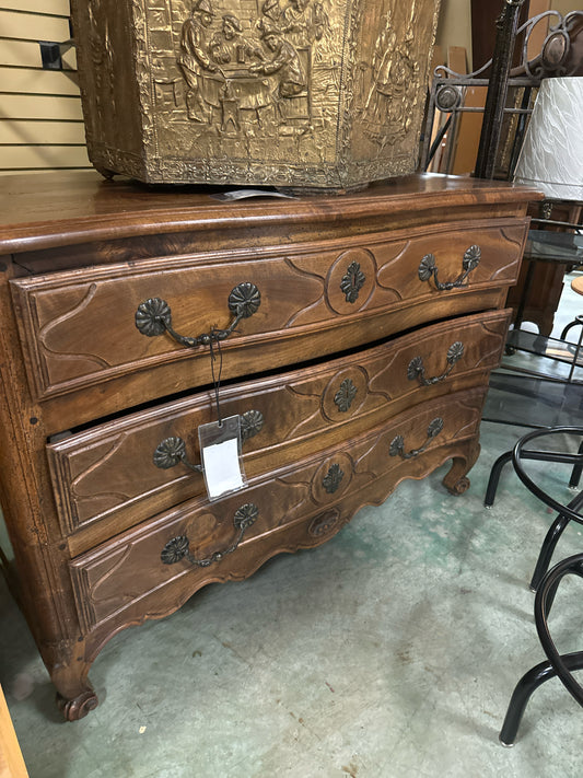 3 Drawer Wooden Dresser