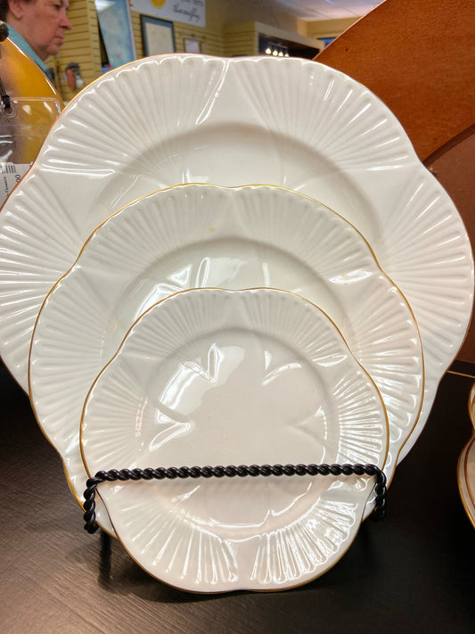 REGENCY Dainty Shelley Fine Bone China  (SET 8 Dinner, 8 Salad, 8 Dessert)