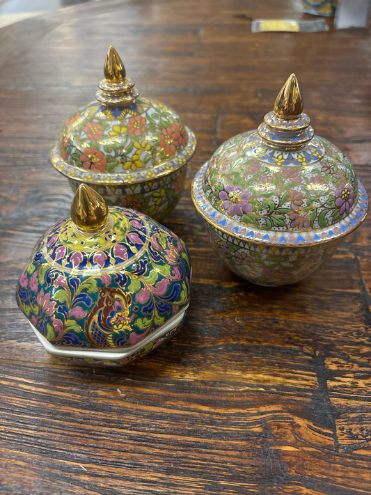 SET of 3 Handpainted Porcelain Thai Bowls w/ Lids & 14K Gold Painted Details