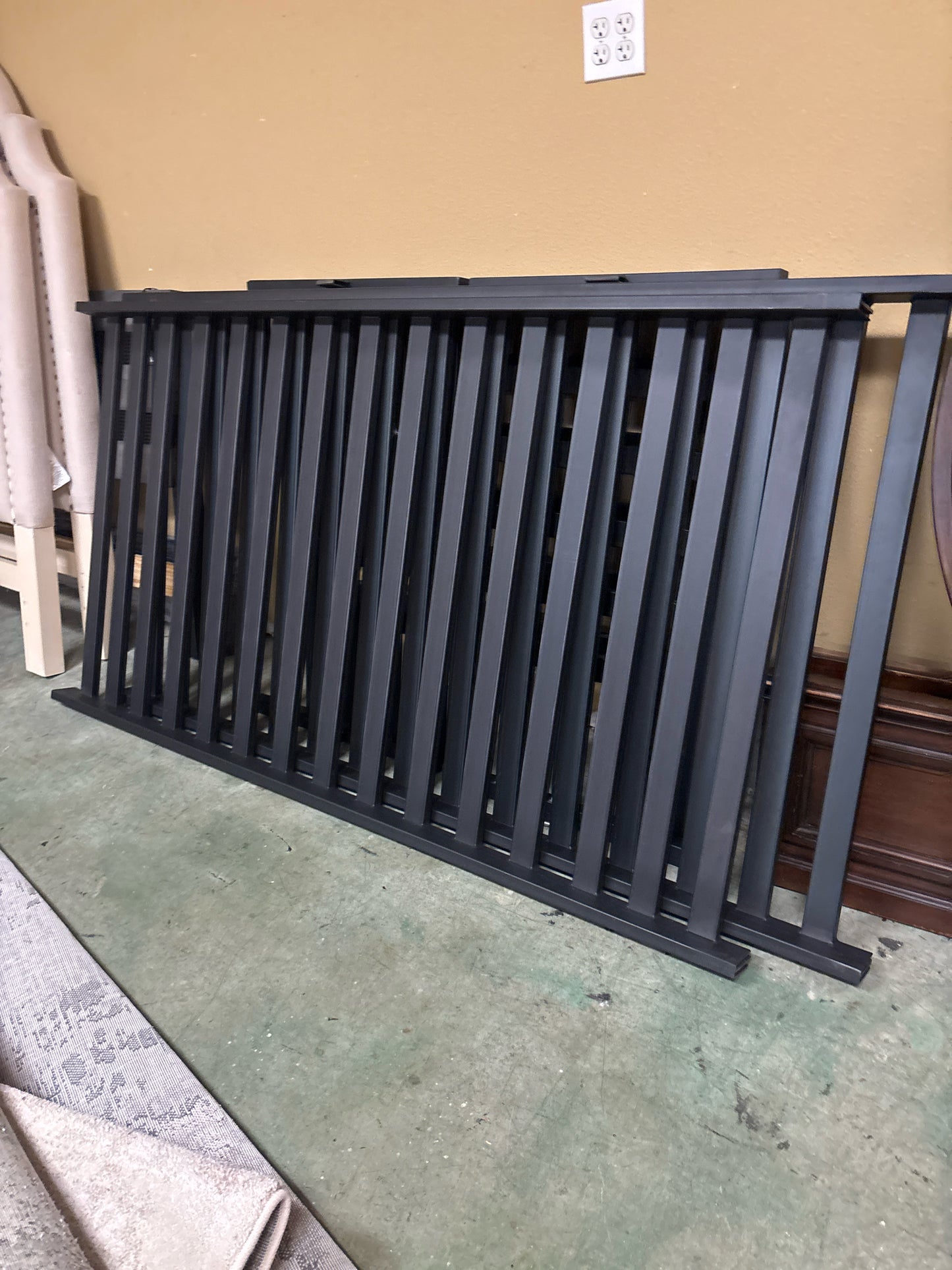 Pair Twin Beds Black Iron w/ Slats