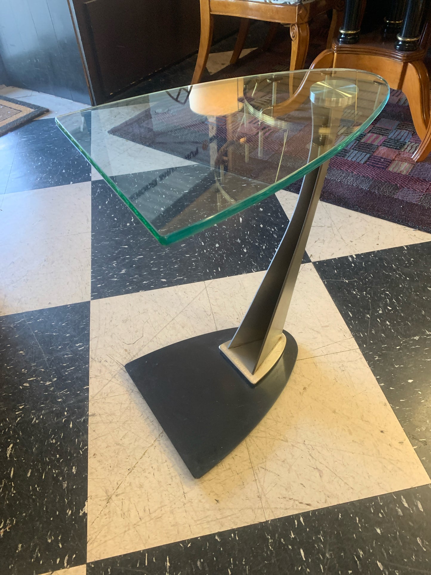 Modern Design Cantilever Glass w/ Steel Table 13x18x22.5