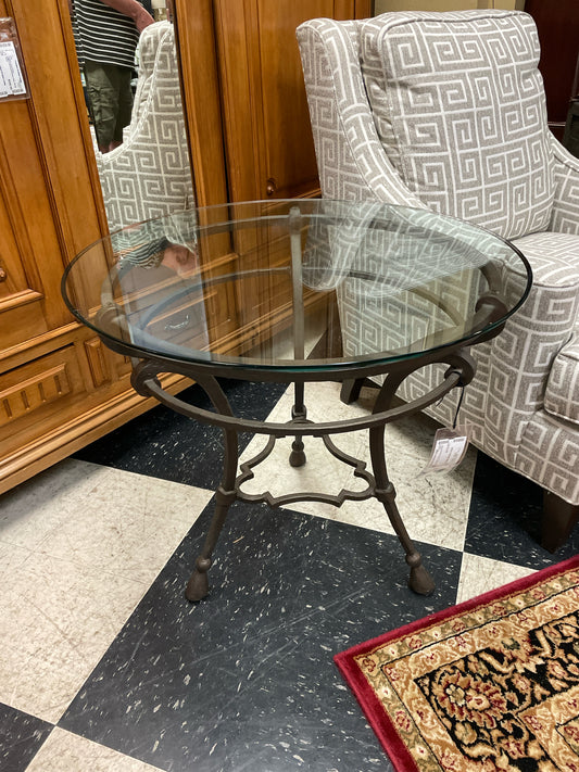 30" Round Side Table w/Beveled Glass Top