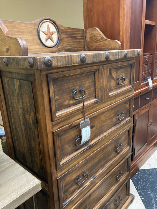 6-Drawer Rustic Wood Dresser w/Star