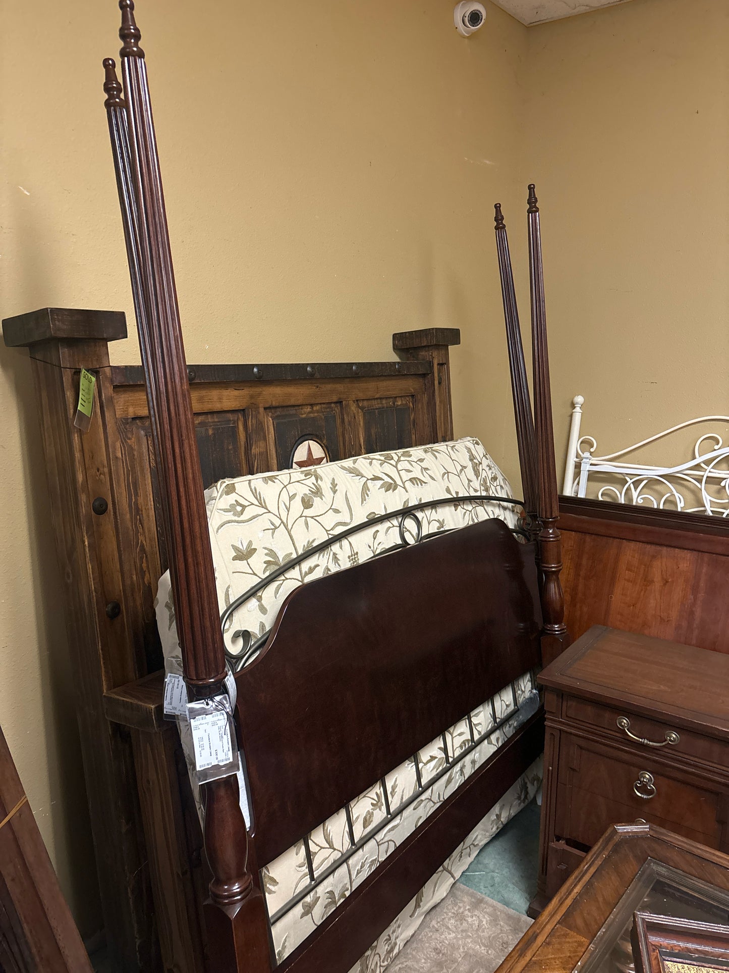 Queen - Traditional 4 Poster Bed (HB,FB,SR,Slates)